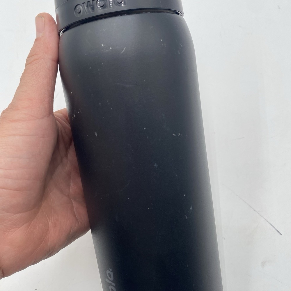 OWALA 32 OUNCE OZ TUMBER WATER BOTTLE Very Dark Black Free Sip SEE PICS Has Wear - Picture 3 of 16